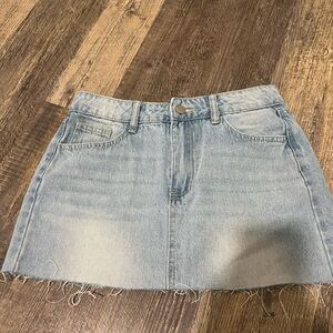 SHEIN Light Blue Frayed Hem Mini Skirt